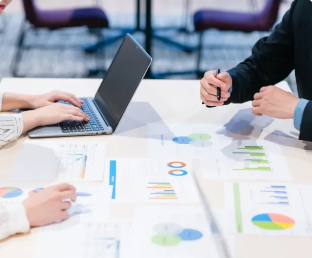 自社実績に基づく戦略